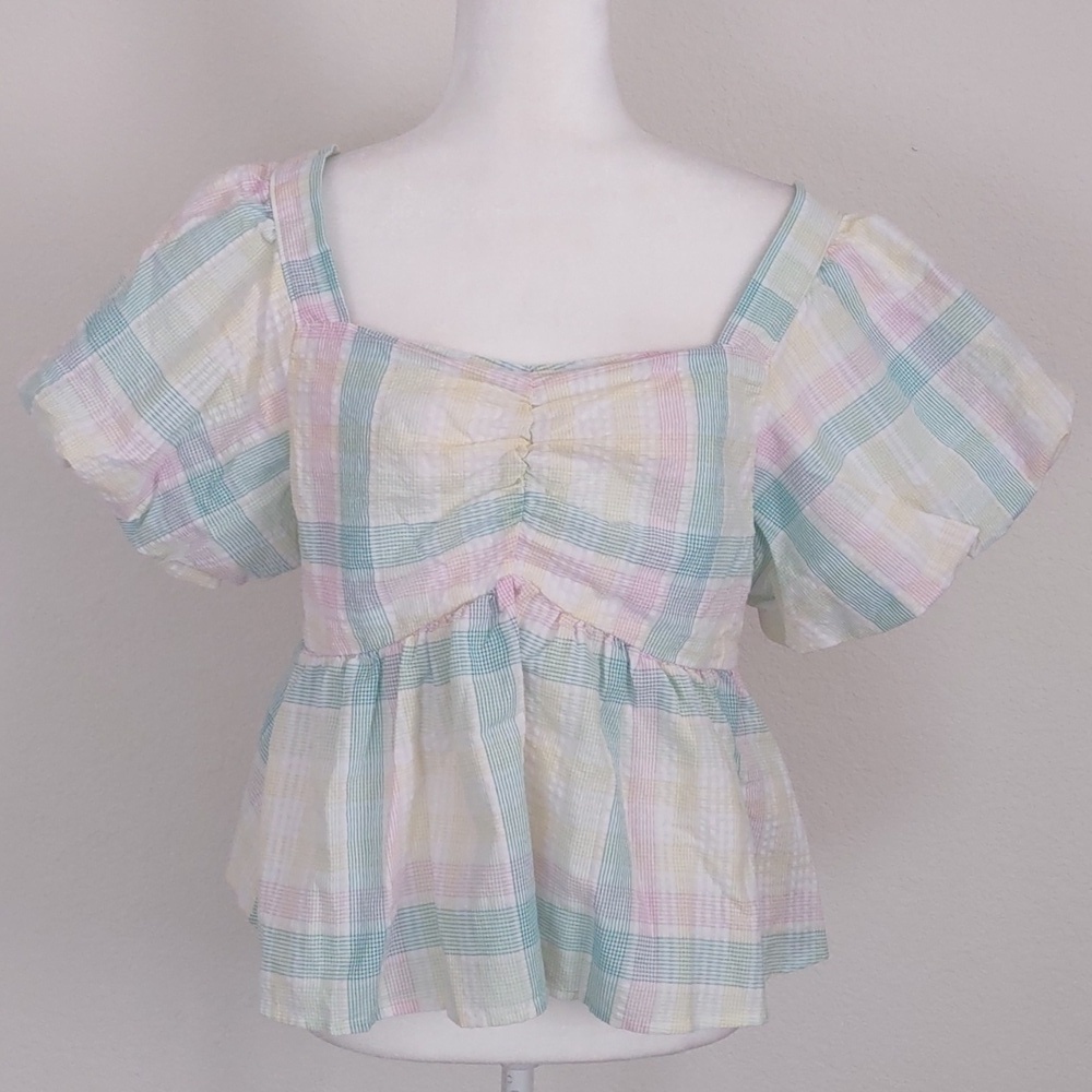 New Puff Sleeve Smocked Top Size L